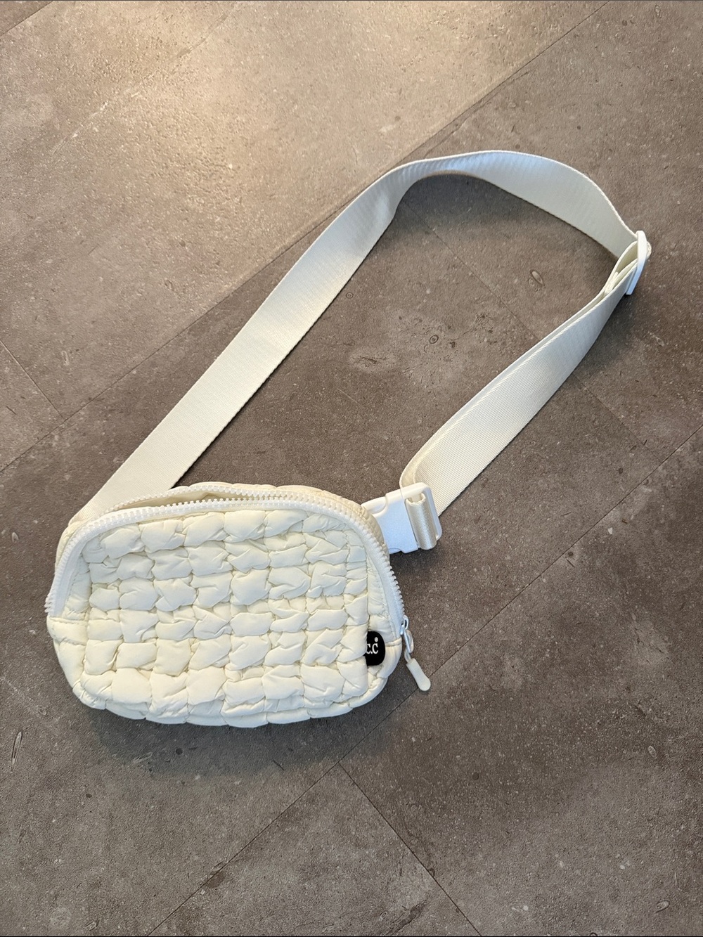 C.C White Woven Mini Crossbody Belt Bag